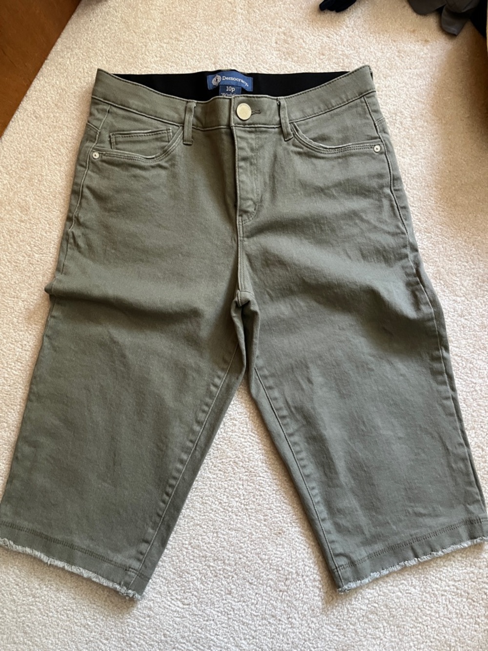 Democracy 10P khaki green pedal pusher